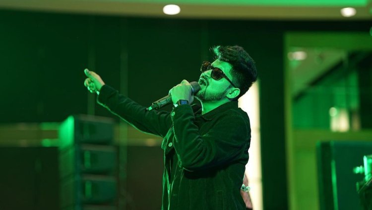 Meet Singer Rahul Ranjan – The new Internet sensation winning the heart of millions with his amazing voice