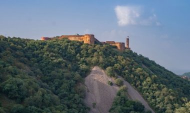 THE JAIGARH FESTIVAL': CELEBRATING 40 GLORIOUS YEARS OF JAIGARH  FORT AS TOURIST DESTINATION
