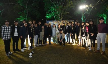 ALUMNI SHARE THEIR EXPERIENCES AND OLD MEMORIES